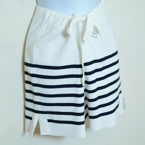 PORTSPURE White Black Striped 2 Piece Sweater Set - Picture 8 of 9